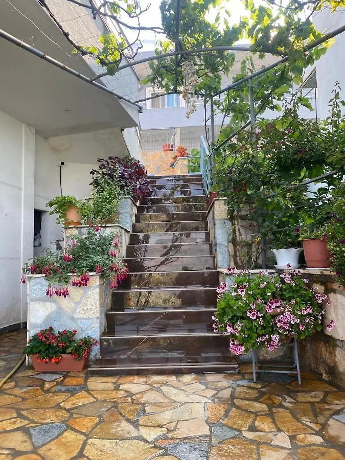 Apartment Vila Rafael Sarande