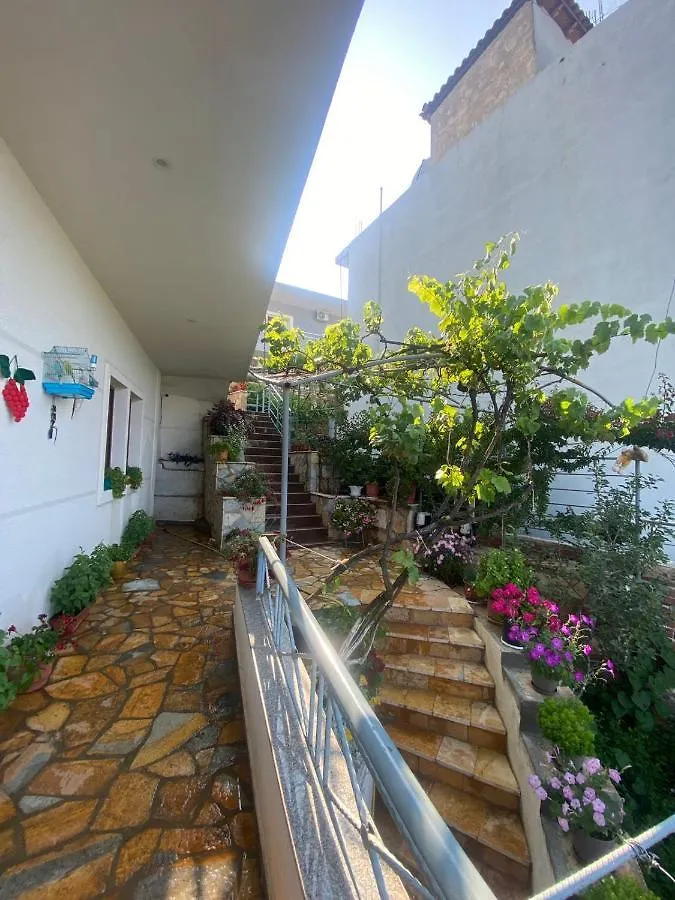 Vila Rafael Sarandë 0*,  Albania