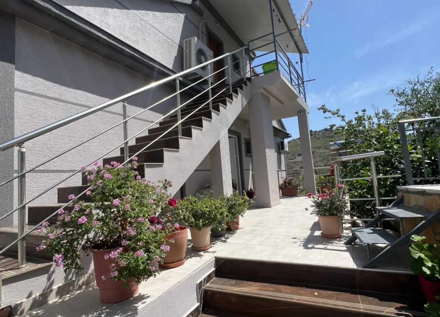 Vila Rafael Sarandë 0*,  Albania